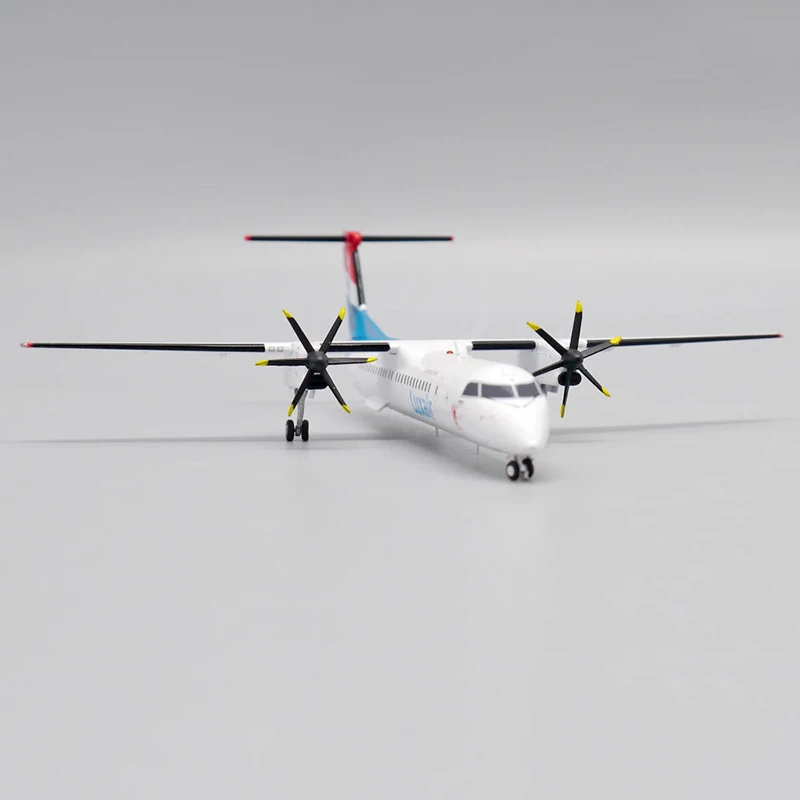 Diecast 1:200 Luxair Dash 8 Q400 Model 6 Diecast 1:200 Luxair Dash 8 Q400 Model - Image 6