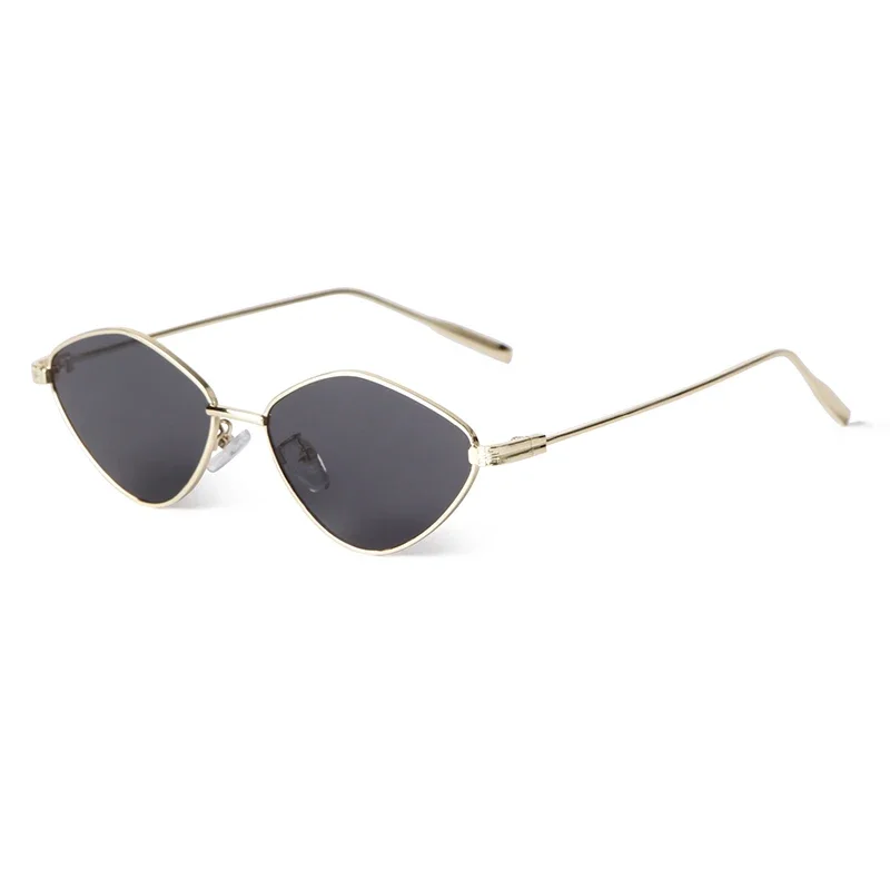 Retro Square Metal Sunglasses for Women Men 8 Retro Square Metal Sunglasses for Women Men - Image 8
