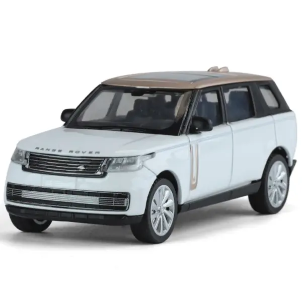 Land Rover Range Rover SV 2022 Model Diecast Toy Car - Image 6