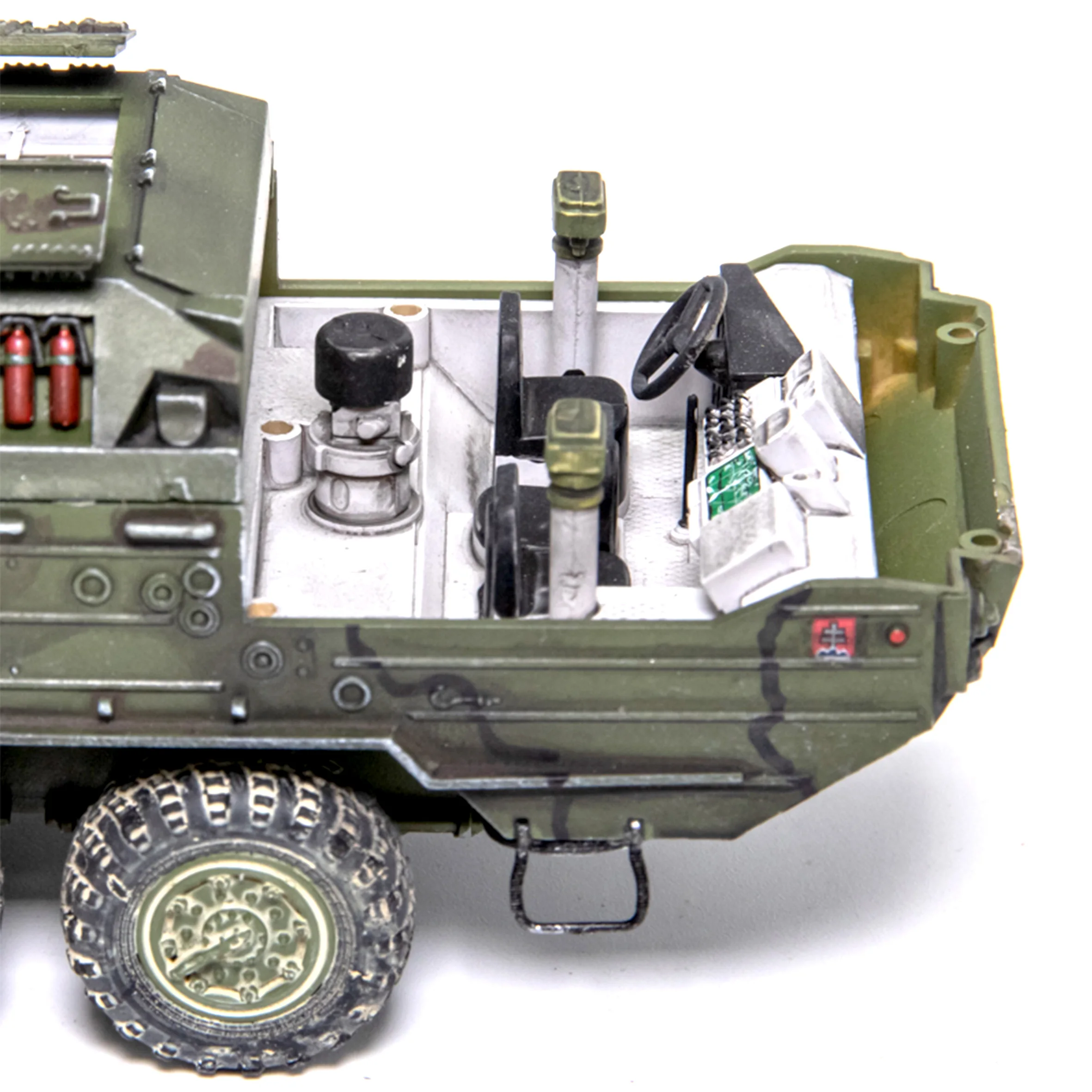 1/72 SS-23 Russian Tactical Missile Model 3 1/72 SS-23 Russian Tactical Missile Model - Image 3