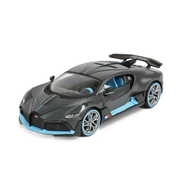 Maisto 1:24 Bugatti Divo Die-Cast Model Set - Image 9