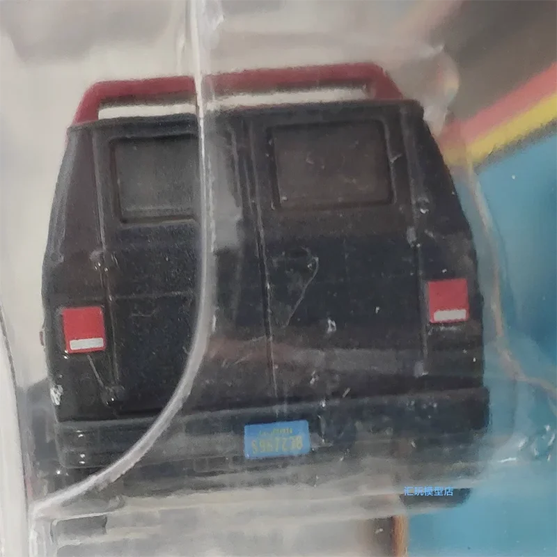 MASSDI 1983 GMC Vandura 1:64 Scale Model 5 MASSDI 1983 GMC Vandura 1:64 Scale Model - Image 5