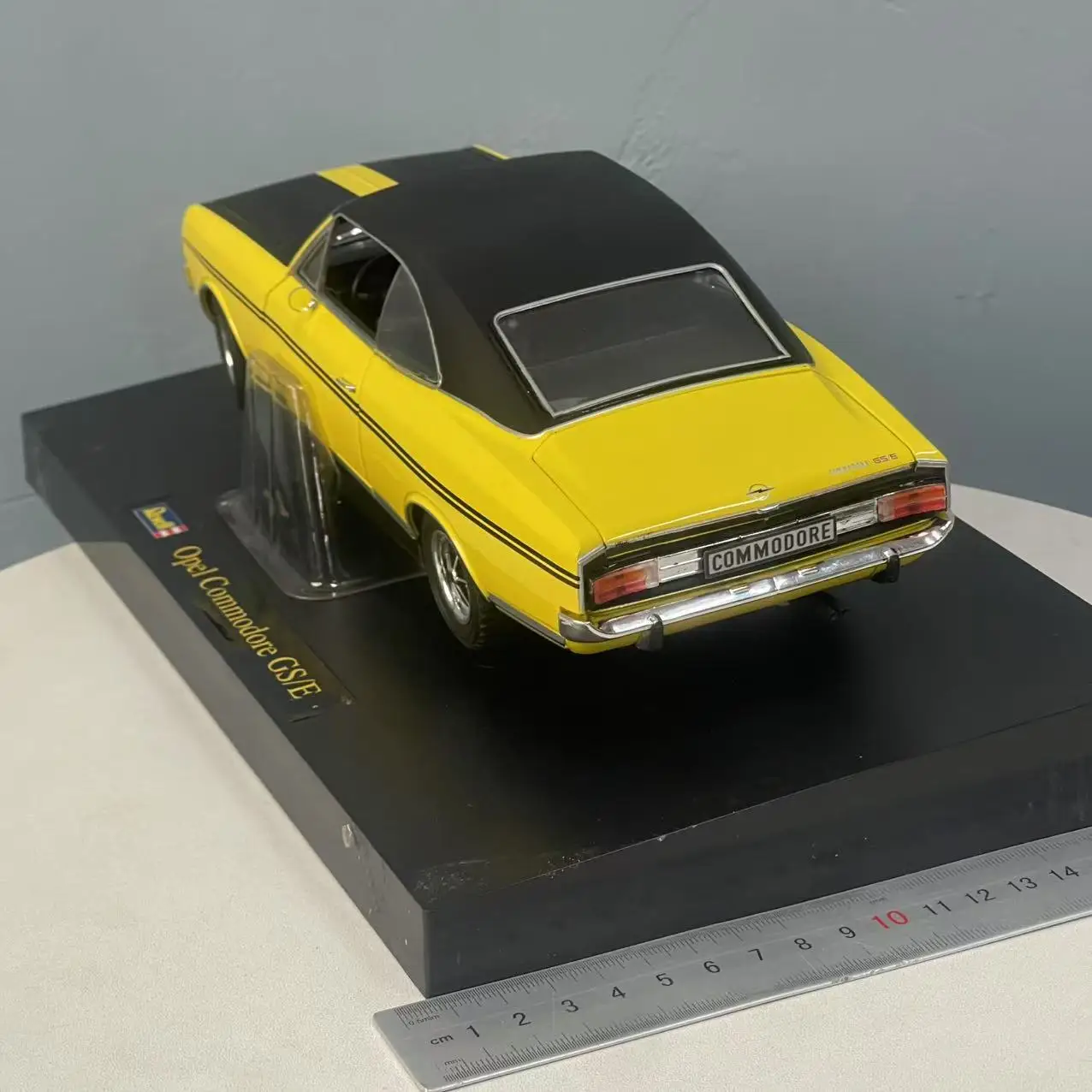 1:18 Scale 1972 Opel Commodore GS/E Model 2 1:18 Scale 1972 Opel Commodore GS/E Model - Image 2
