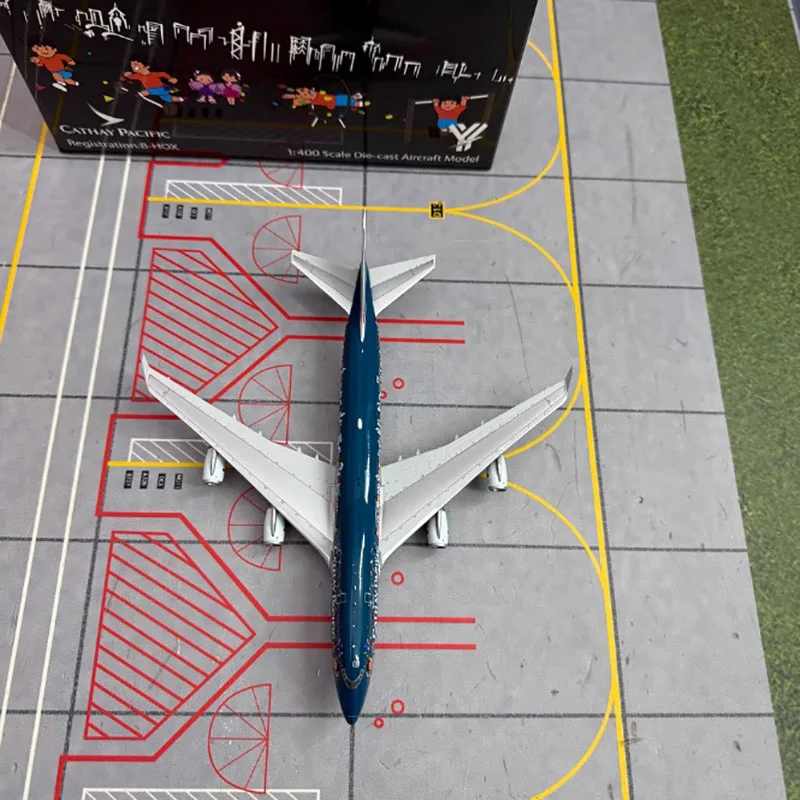 Cathay Pacific B747-400 Diecast Model 1:400 Scale 5 Cathay Pacific B747-400 Diecast Model 1:400 Scale - Image 5