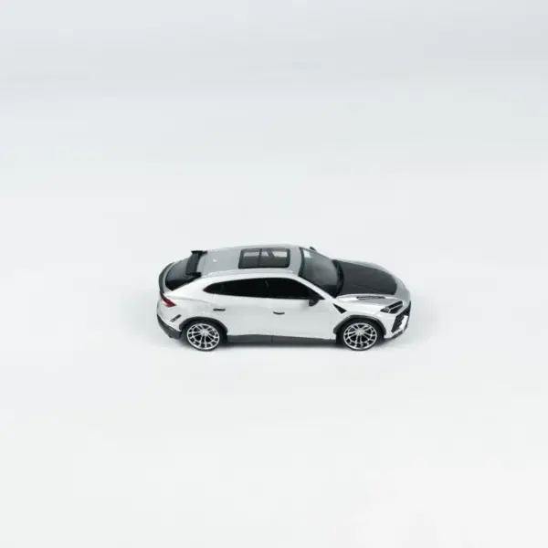 Diecast Alloy URUS 1:64 Scale Collectible Model - Image 5