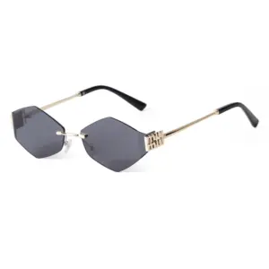 Sbd9cb71b72f8497d9e46249a9a9598f6k