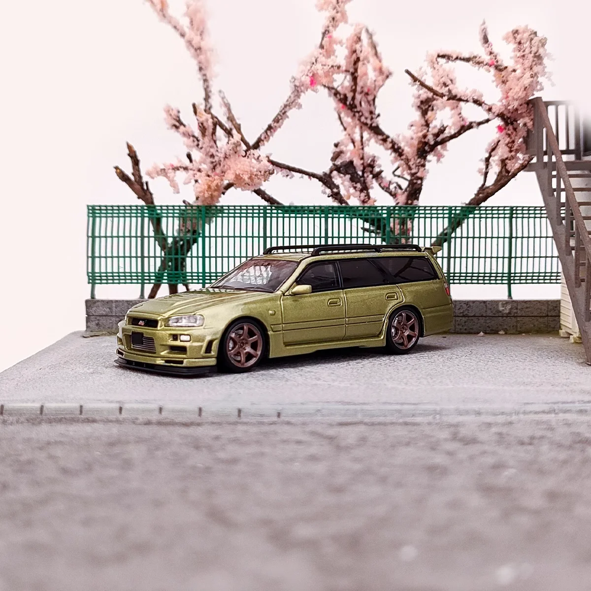 Diecast 1:64 Nissan R34 Stagea Model Car 4 Diecast 1:64 Nissan R34 Stagea Model Car - Image 4
