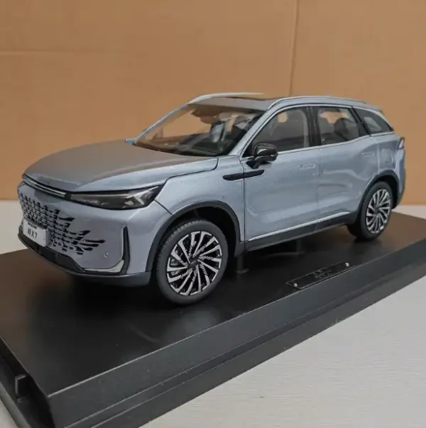 BAIC New X7 2024 1:18 Alloy Car Model - Image 6