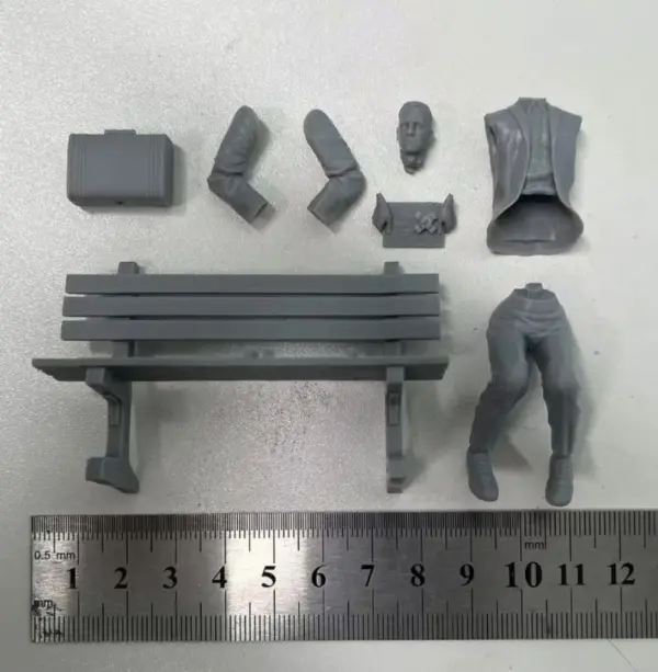1/24 Scale Resin Figure Model Kit of Forrest Gump - Image 4