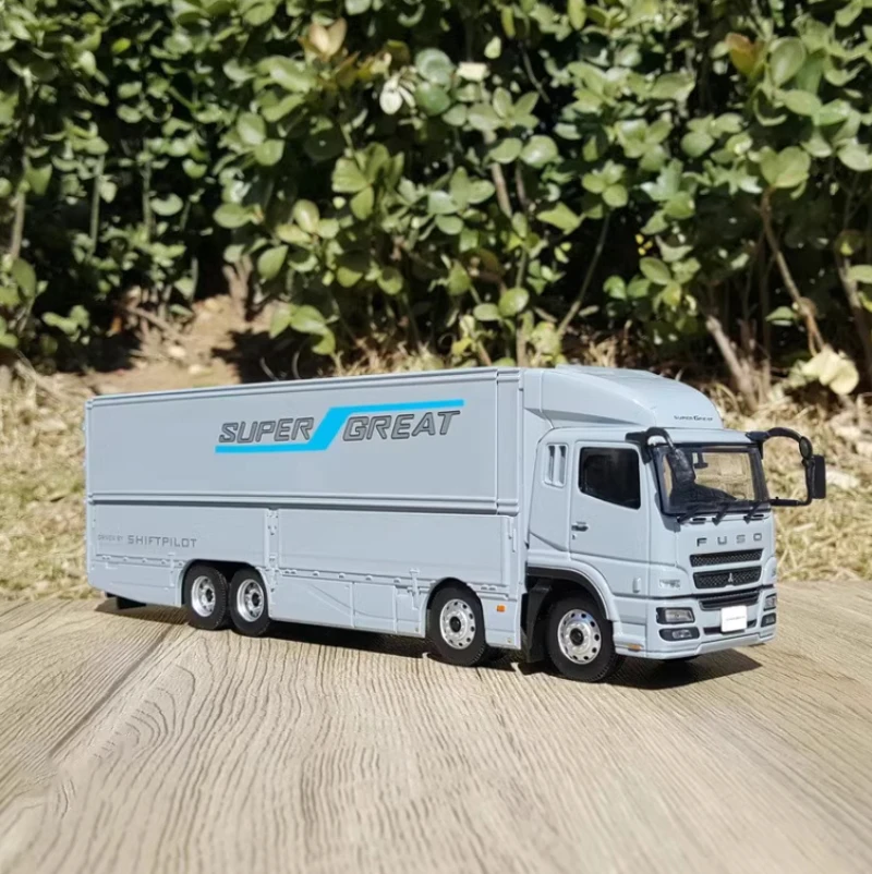 Diecast 1:43 Scale FUSO Container Truck Model 12 Diecast 1:43 Scale FUSO Container Truck Model - Image 12
