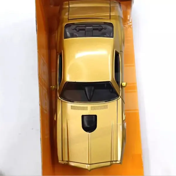 1972 Pontiac Firebird 1:24 Scale Diecast Model - Image 4