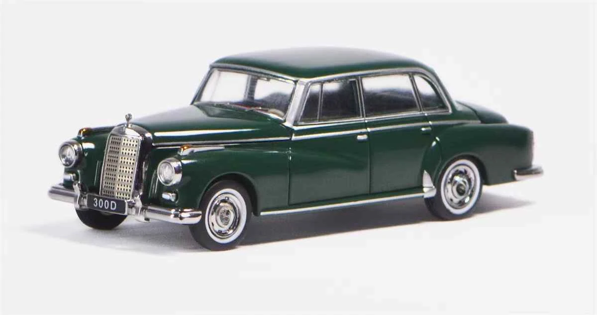 GFCC 1:64 Miniature 1959 Chrysler 300D Set 4 GFCC 1:64 Miniature 1959 Chrysler 300D Set - Image 4