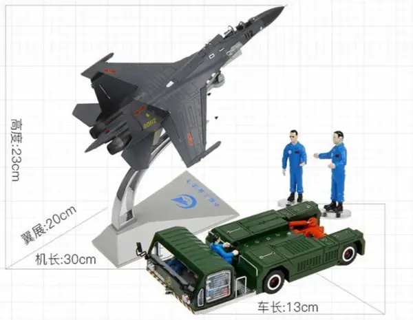 1/72 Scale Diecast Aircraft Tractor Model - Image 3