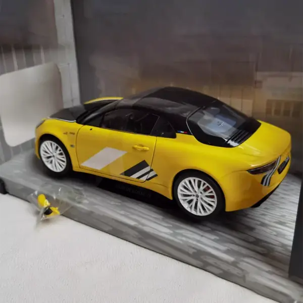 SOLIDO 1:18 Alpine A110 2022 Alloy Model - Image 3