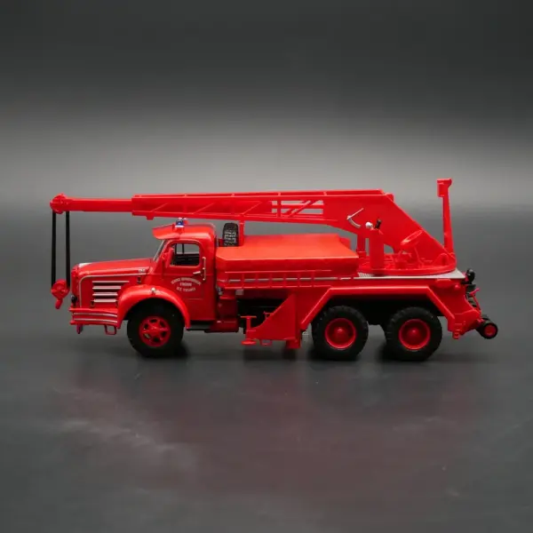 Diecast Ixo 1:43 Berliet Fire Engine Model - Image 5