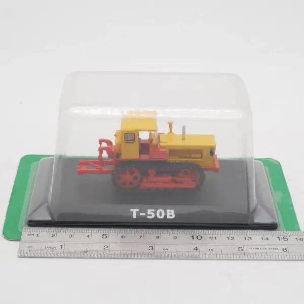 1:43 Scale T-50B Soviet Crawler Tractor Alloy Model - Image 6