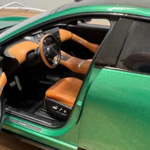 Xiaomi YU7 Jewel Green Titanium Alloy SUV Model 1:18 Scale 800V Medium Large Pure Electric Officially Licensed Collector's Toy 30 Sc75a5d40f78744d3bd9fc6872e8882a9D