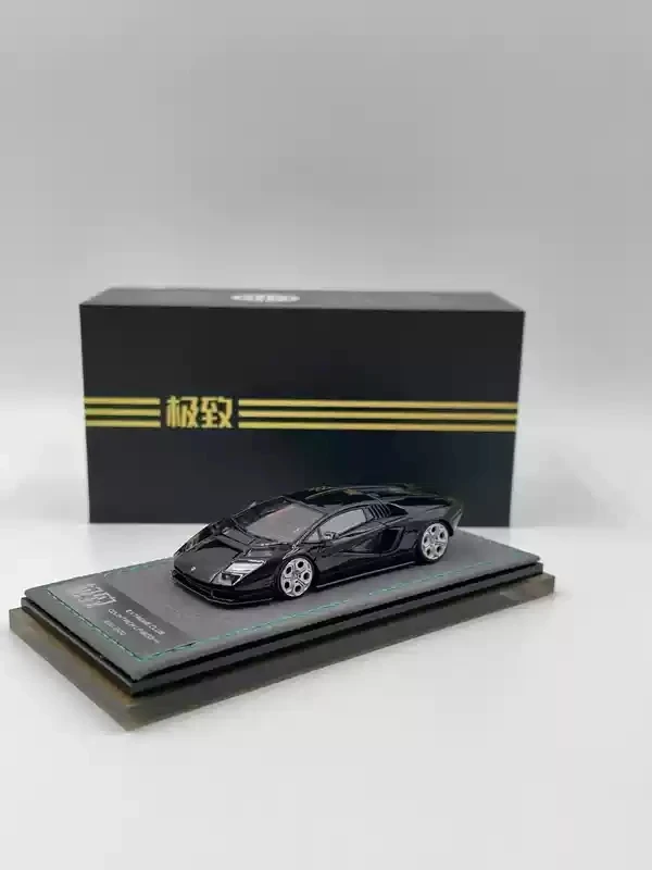 Extreme Club 1:64 Lamborghini Countach LP800-4 Resin Miniature 12 Extreme Club 1:64 Lamborghini Countach LP800-4 Resin Miniature - Image 12