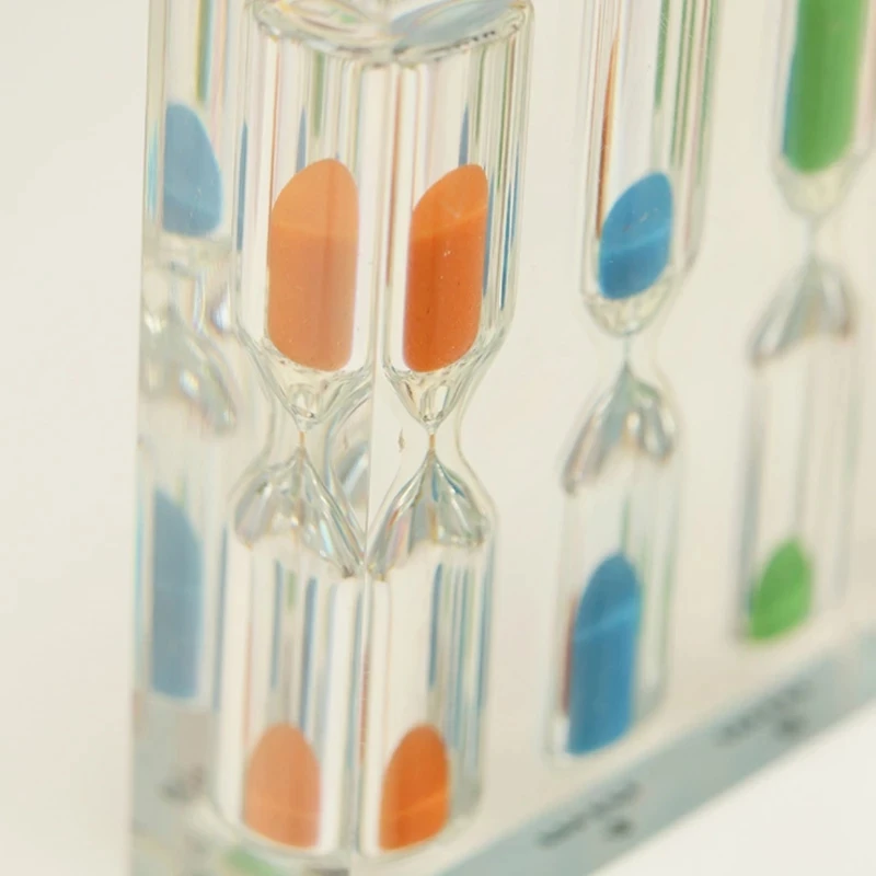 Colorful Acrylic Hourglass Timer 1-5 Minutes 4 Colorful Acrylic Hourglass Timer 1-5 Minutes - Image 4