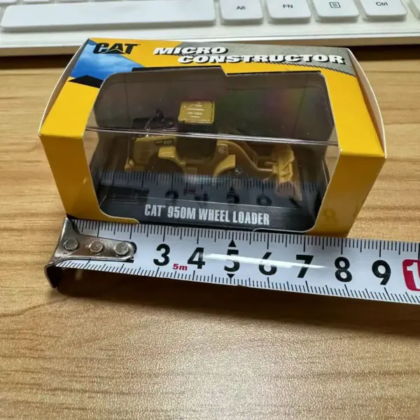 CAT 906 Wheel Loader Model Toy Display - Image 4
