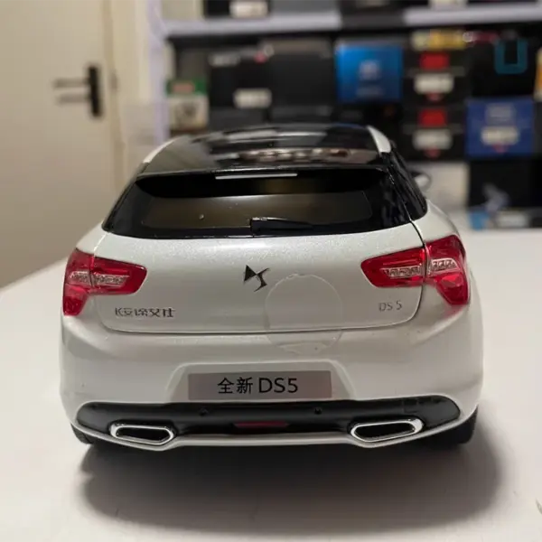1:18 Scale Changan Axal DS5 Alloy Model Car - Image 5