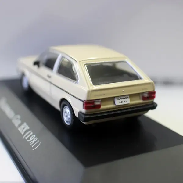 Diecast 1:43 Scale VW GOL BX 1981 Model - Image 5