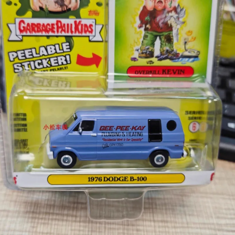 1976 Dodge B-100 Van 1:64 Model Car 7 1976 Dodge B-100 Van 1:64 Model Car - Image 7