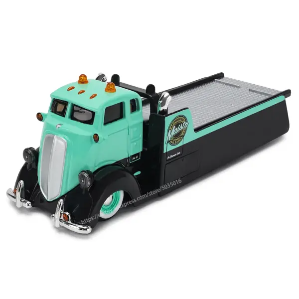 Maisto 1:64 1950 Mercury Custom Diecast Model - Image 5