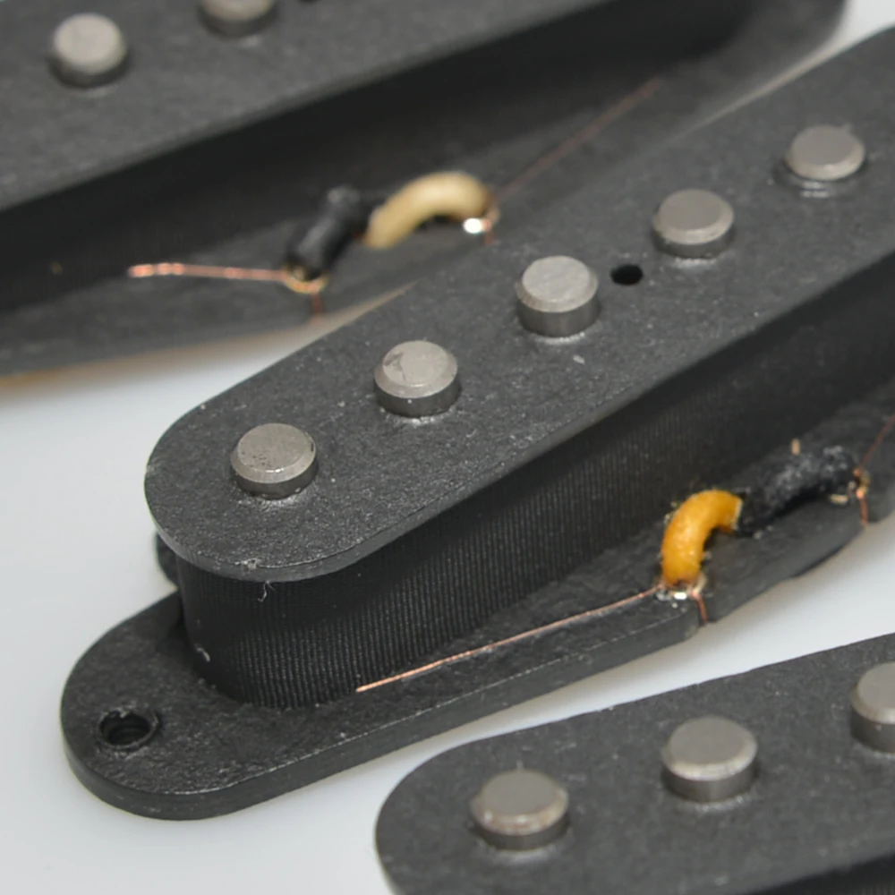 Vintage 59s SSS Hand Wound Guitar Pickup Set 6 Vintage 59s SSS Hand Wound Guitar Pickup Set - Image 6