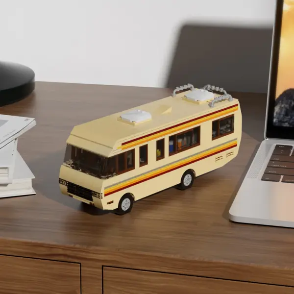 Breaks Bad RV Model Building Set 691 PCS - Image 2