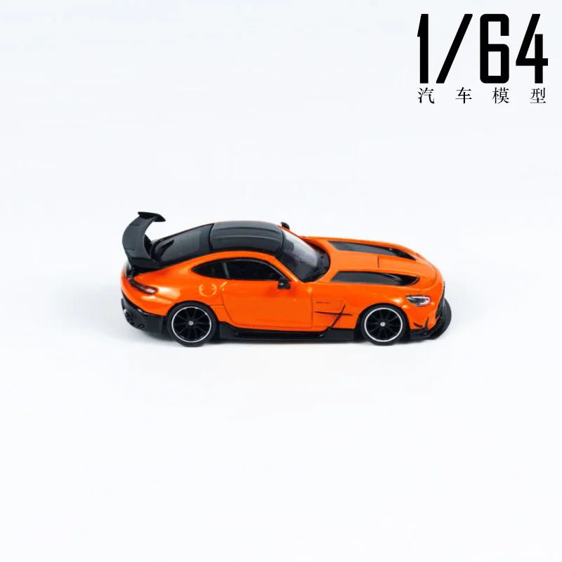 Tarmac Works 1:64 Mercedes Amg GT Diecast Model 3 Tarmac Works 1:64 Mercedes Amg GT Diecast Model - Image 3