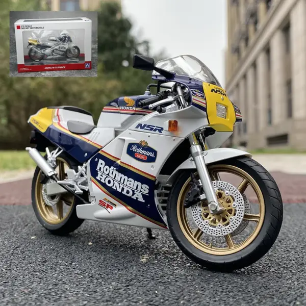 1:12 NSR 250R SP R4 Rothmans Motorcycle Model - Image 9
