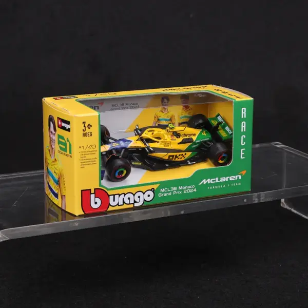 2024 Bburago F1 Red Bull RB19 Las Vegas Model - Image 3