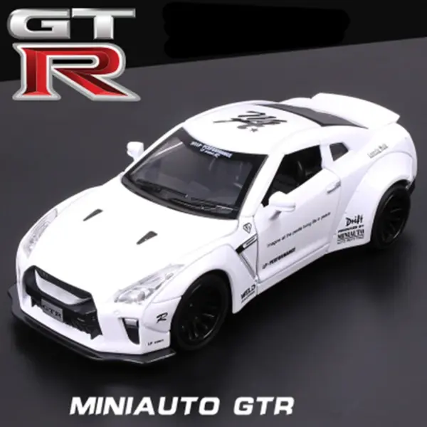 1:32 Skyline GT-R R35 Diecast Car Model - Image 11