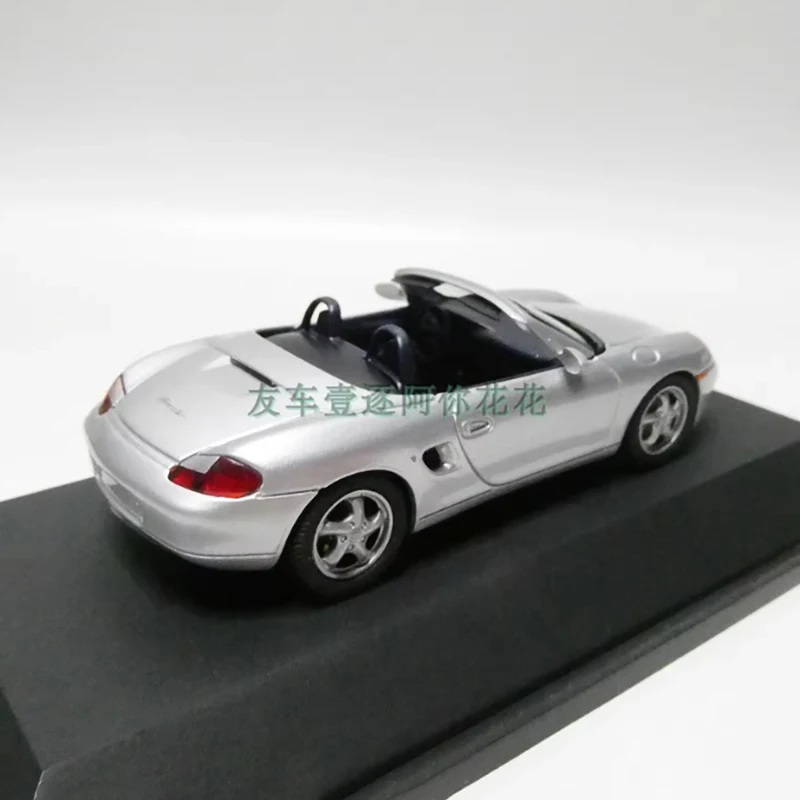 WELLY 1:43 BOXSTAR Convertible Alloy Model 3 WELLY 1:43 BOXSTAR Convertible Alloy Model - Image 3