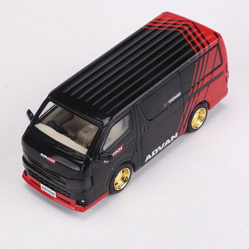 MASDI 1:64 Hiace 2010 Diecast Model Car 2 MASDI 1:64 Hiace 2010 Diecast Model Car - Image 2