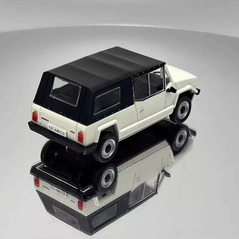 Diecast 1/43 Fiat 127 Amico 1980 Model 5 Diecast 1/43 Fiat 127 Amico 1980 Model - Image 5