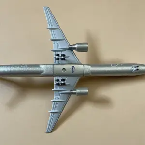 American GJB757-300 Scale Aircraft Model 1:400 7 Sd32d881de1164378896f17fdc083513bj