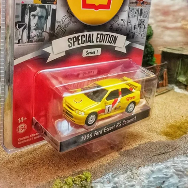 1:64 Scale 1996 Ford Escort RS Cosworth Model 3 1:64 Scale 1996 Ford Escort RS Cosworth Model - Image 3