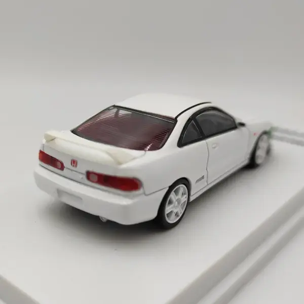 Diecast Honda Integra Type R DC2 Model 1:64 - Image 5