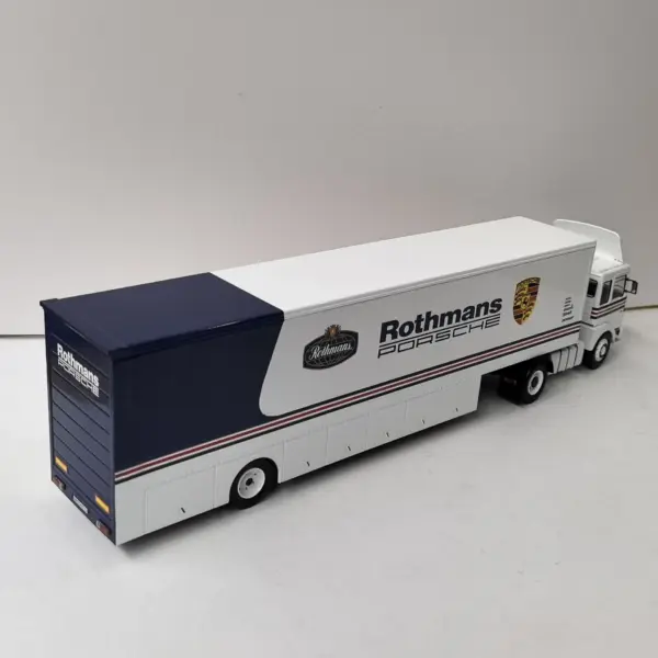 Diecast IXO 1:43 Scale MAN Bussing Model - Image 5