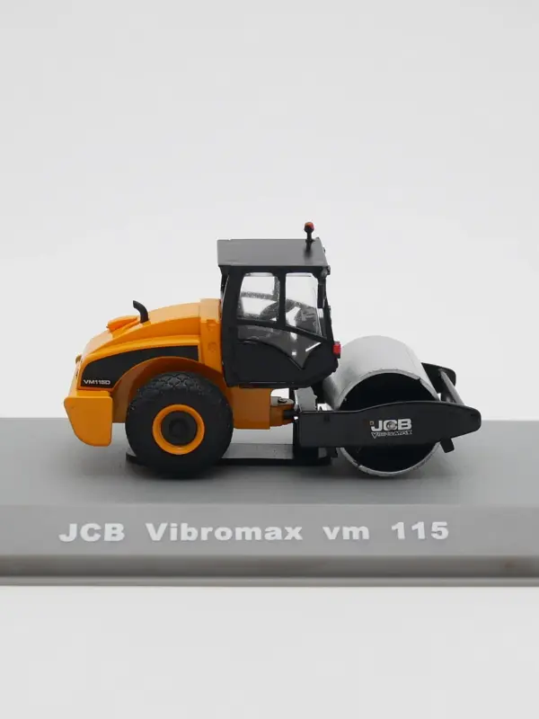Diecast JCB Vibromax VM 115 Model Display - Image 5