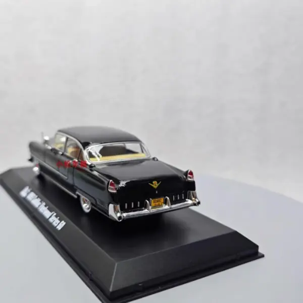1955 Cadi Fleetwood Series 60 Diecast Model - Image 3