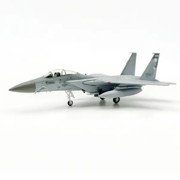 Diecast 1/100 F-15C USAF Fighter Model Toy - Image 4