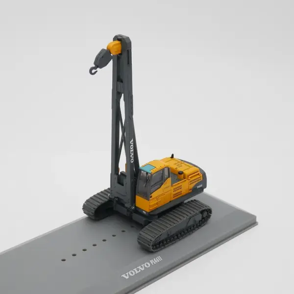 1:72 Scale Diecast Volvo Crawler Crane Model - Image 2