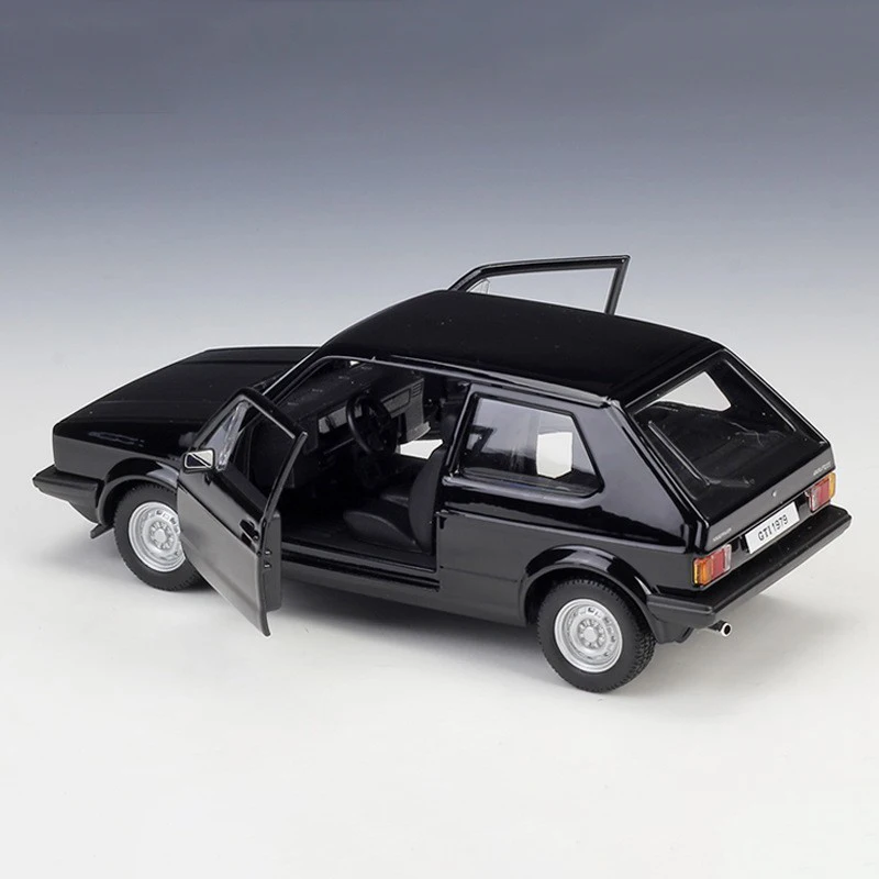 Bburago 1:24 Golf MK1 GTI Alloy Model 4 Bburago 1:24 Golf MK1 GTI Alloy Model - Image 4