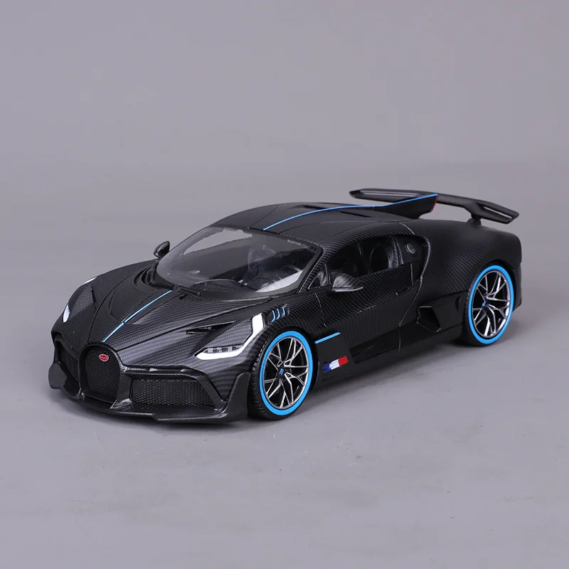 50th Anniversary Carbon Fiber Bugatti Divo Model 4 50th Anniversary Carbon Fiber Bugatti Divo Model - Image 4