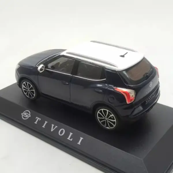 1:43 Scale Ssang Yong Tivoli Alloy Car Model - Image 2