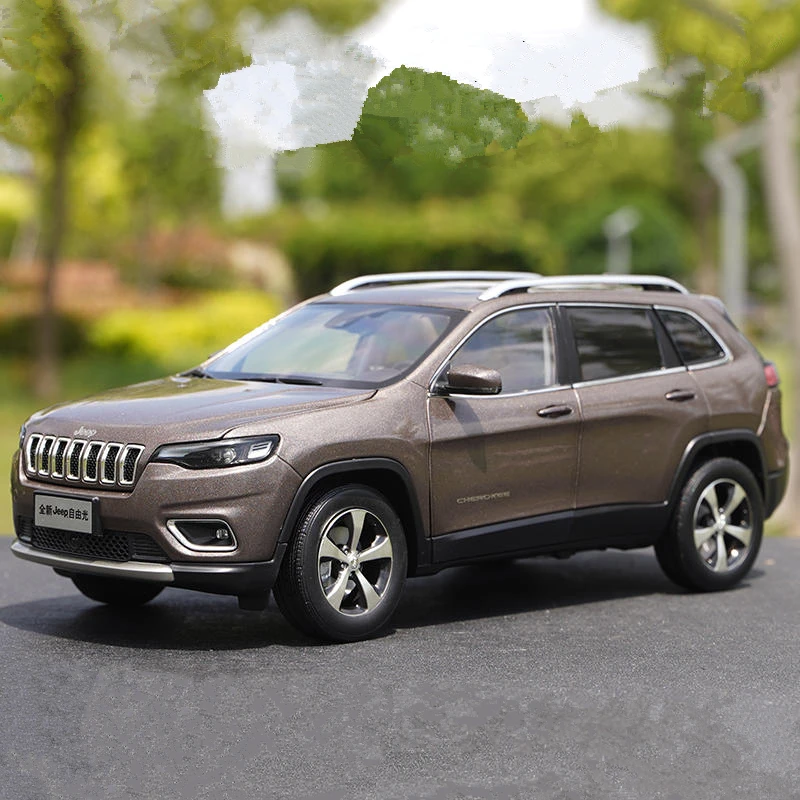 1:18 Alloy Jeep Cherokee Diecast Model Vehicle 11 1:18 Alloy Jeep Cherokee Diecast Model Vehicle - Image 11