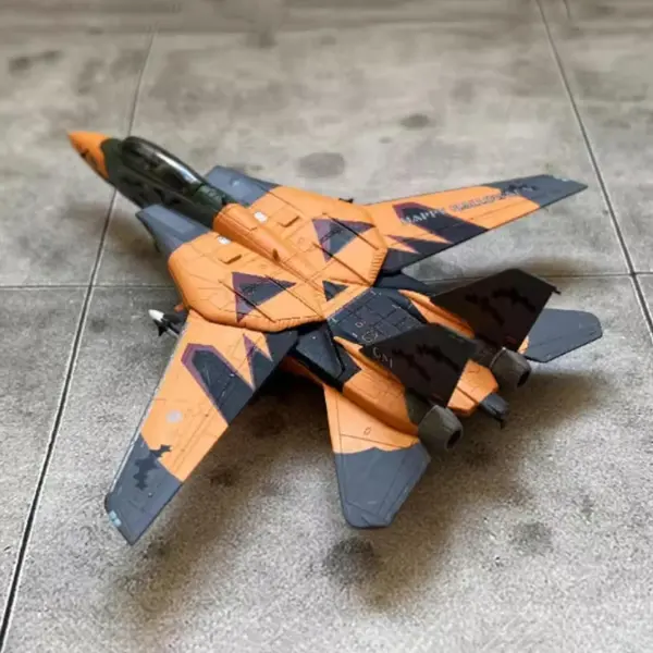 F-14D Tomcat 1/144 Scale Model Jet - Image 4